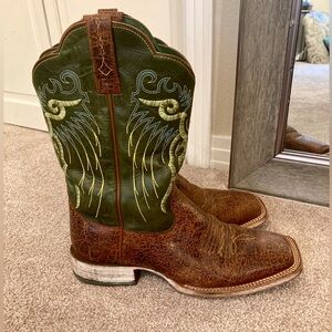 Men’s | Ariat | Distressed Cowboy Boots